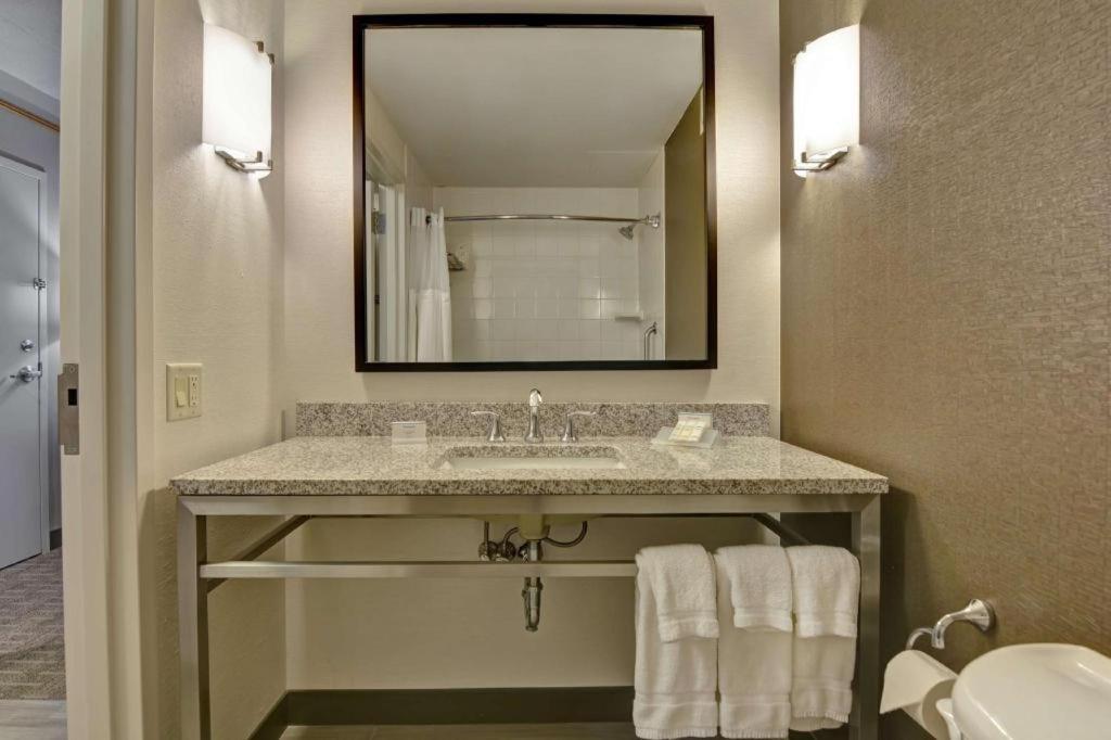 Hilton Garden Inn Appleton/Kimberly Kültér fotó